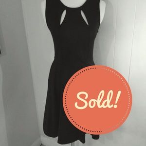 SOLD! Cynthia Rowley Black Stretch Fit And Flare