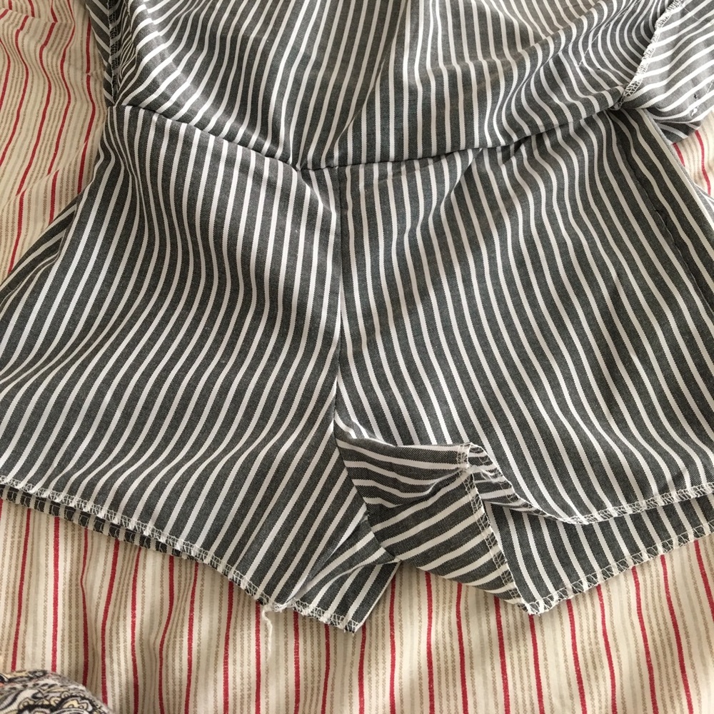 Brand New 💝💝Striped Mini Skort - Picture 5 of 5
