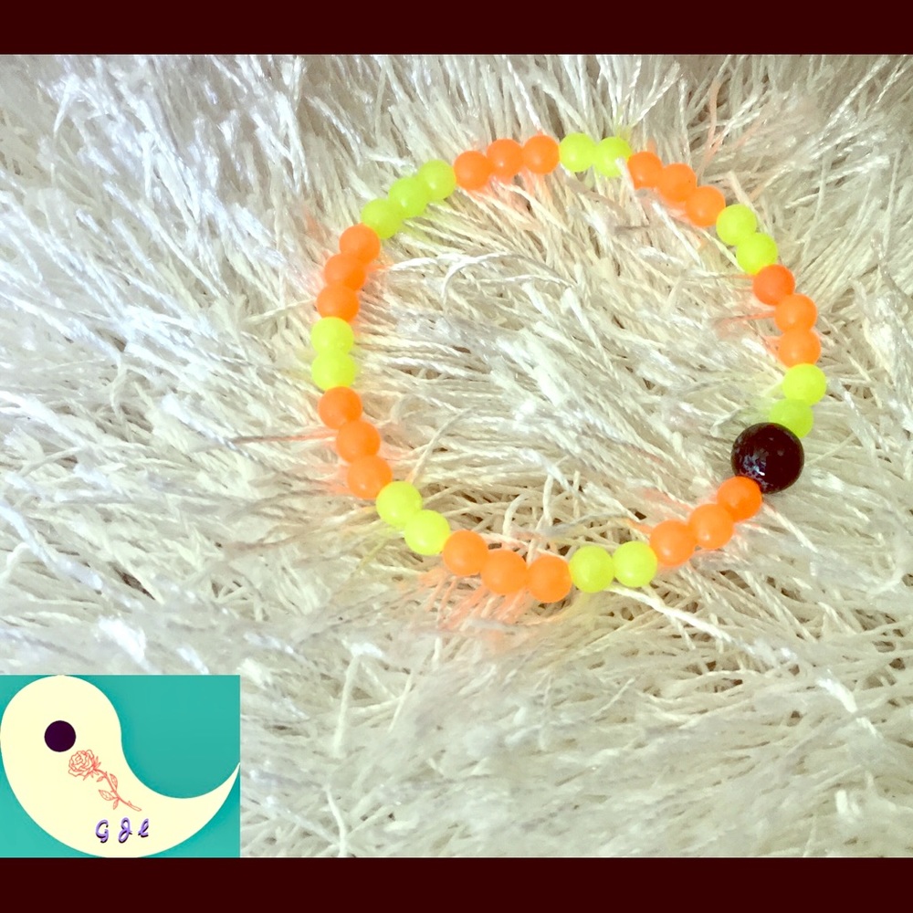 LIMITED EDITION!! 🌸 Handmade Bracelet