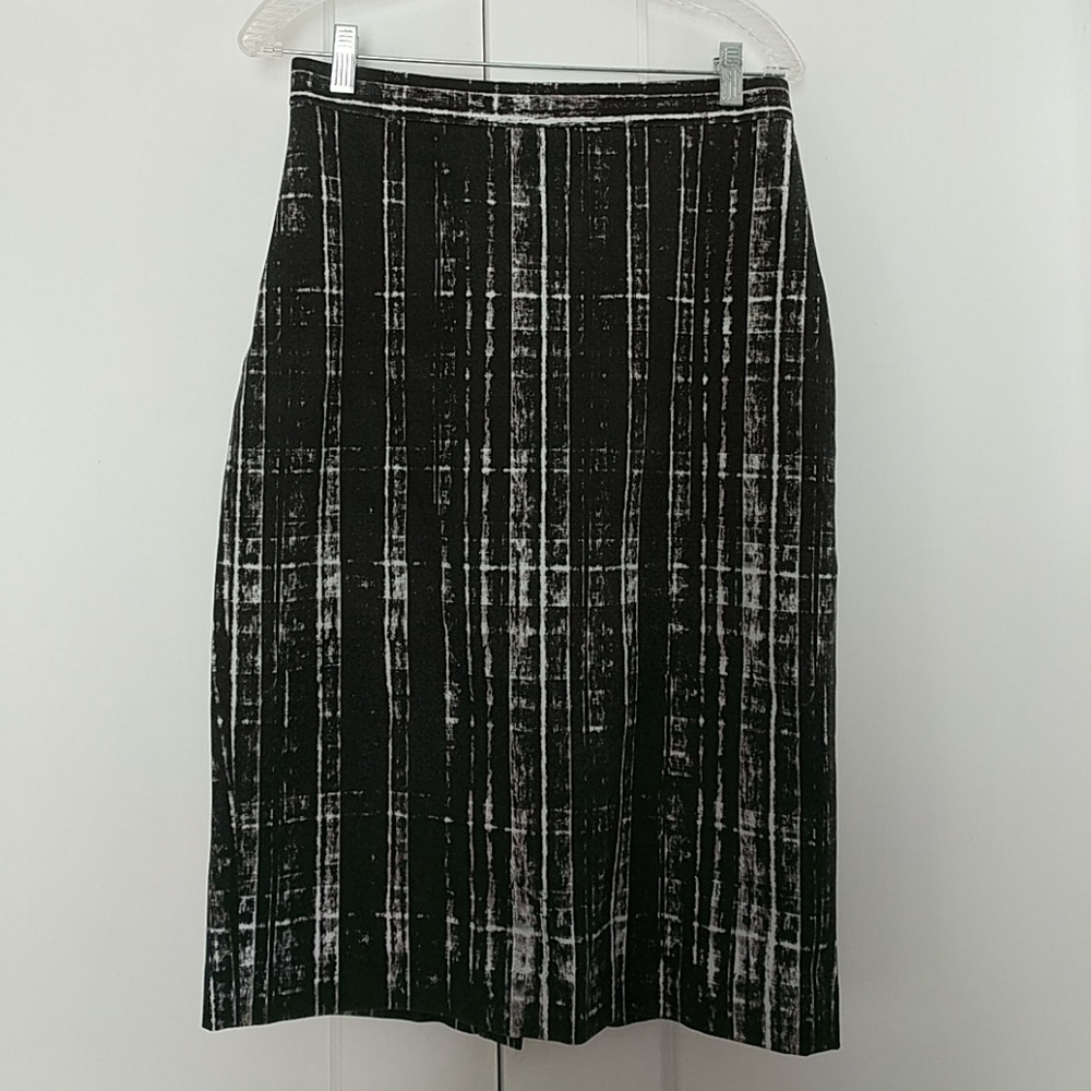 VGUC Banana Republic Pencil Skirt