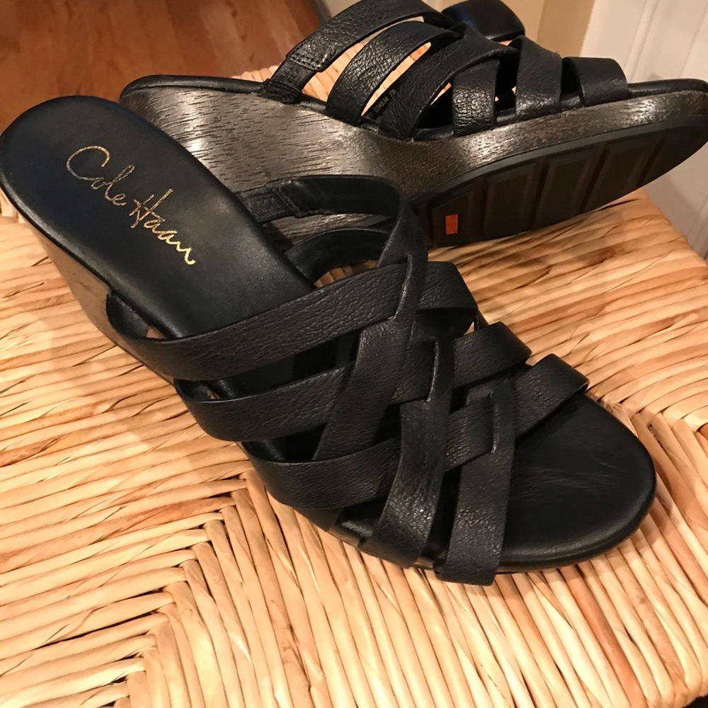 Size 7 black Cole Haan wedge sandals