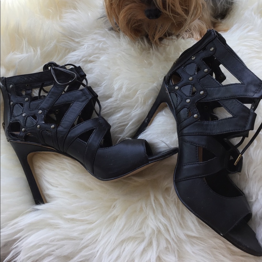 DOLCE VITA Black lace up heels