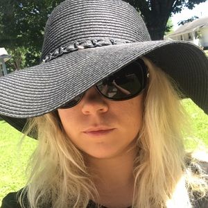 Meet your Posher, Krista