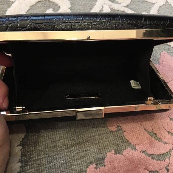 Crocodile texture evening clutch - Picture 2 of 4