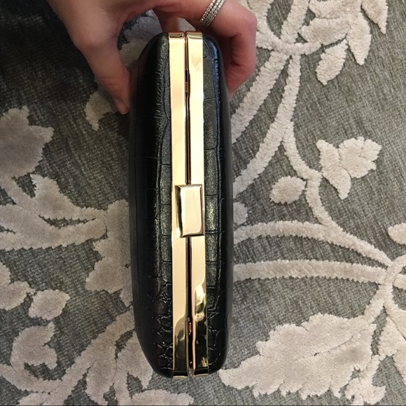 Crocodile texture evening clutch - Picture 3 of 4