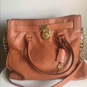 *AUTHENTIC* MICHAEL KORS- Large Hamilton Bag