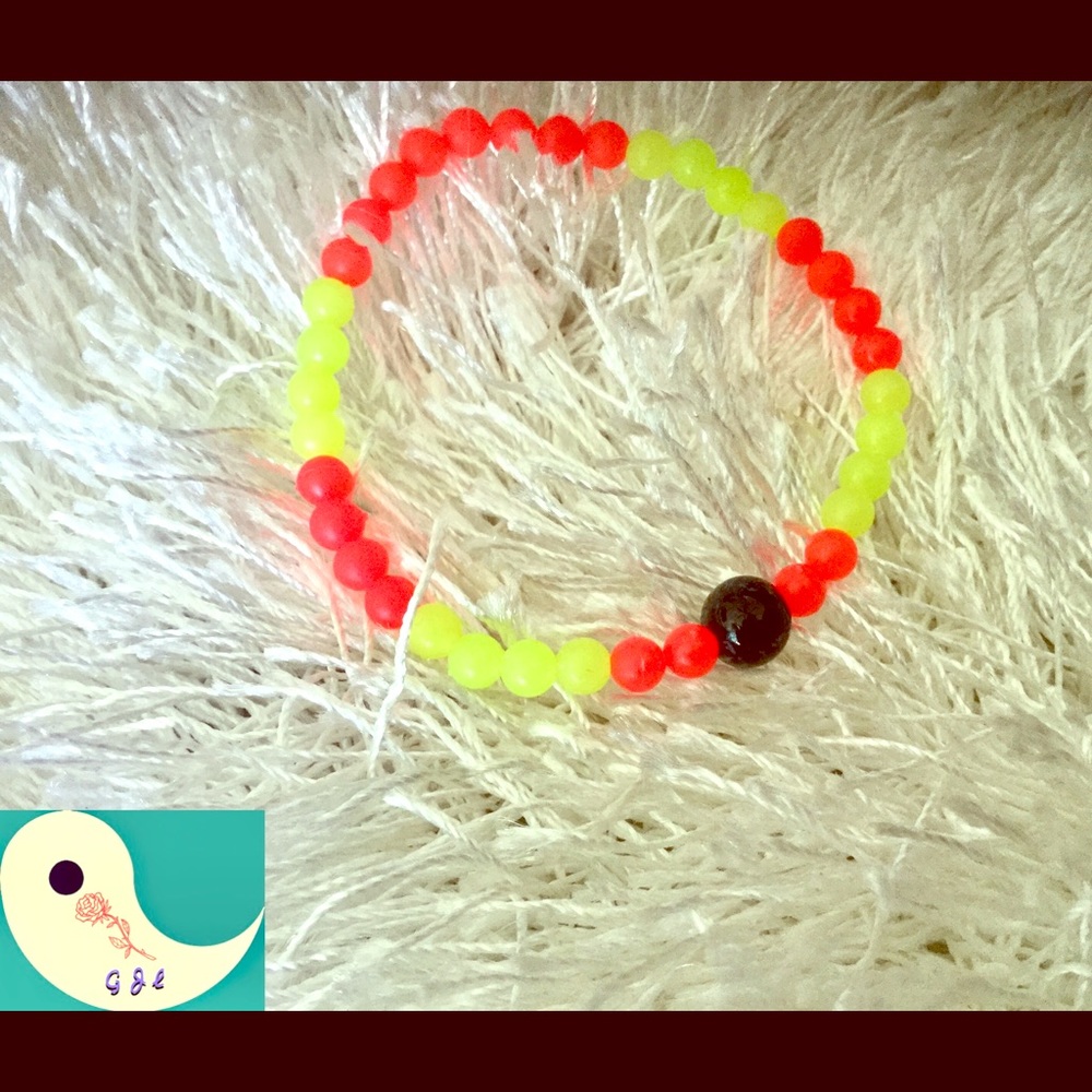 LIMITED EDITION!! 🌸 Handmade Bracelet