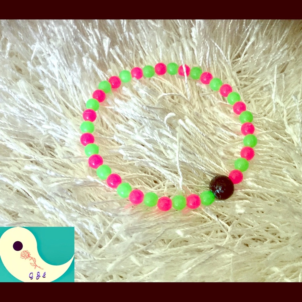 LIMITED EDITION!! 🌸 Handmade Bracelet