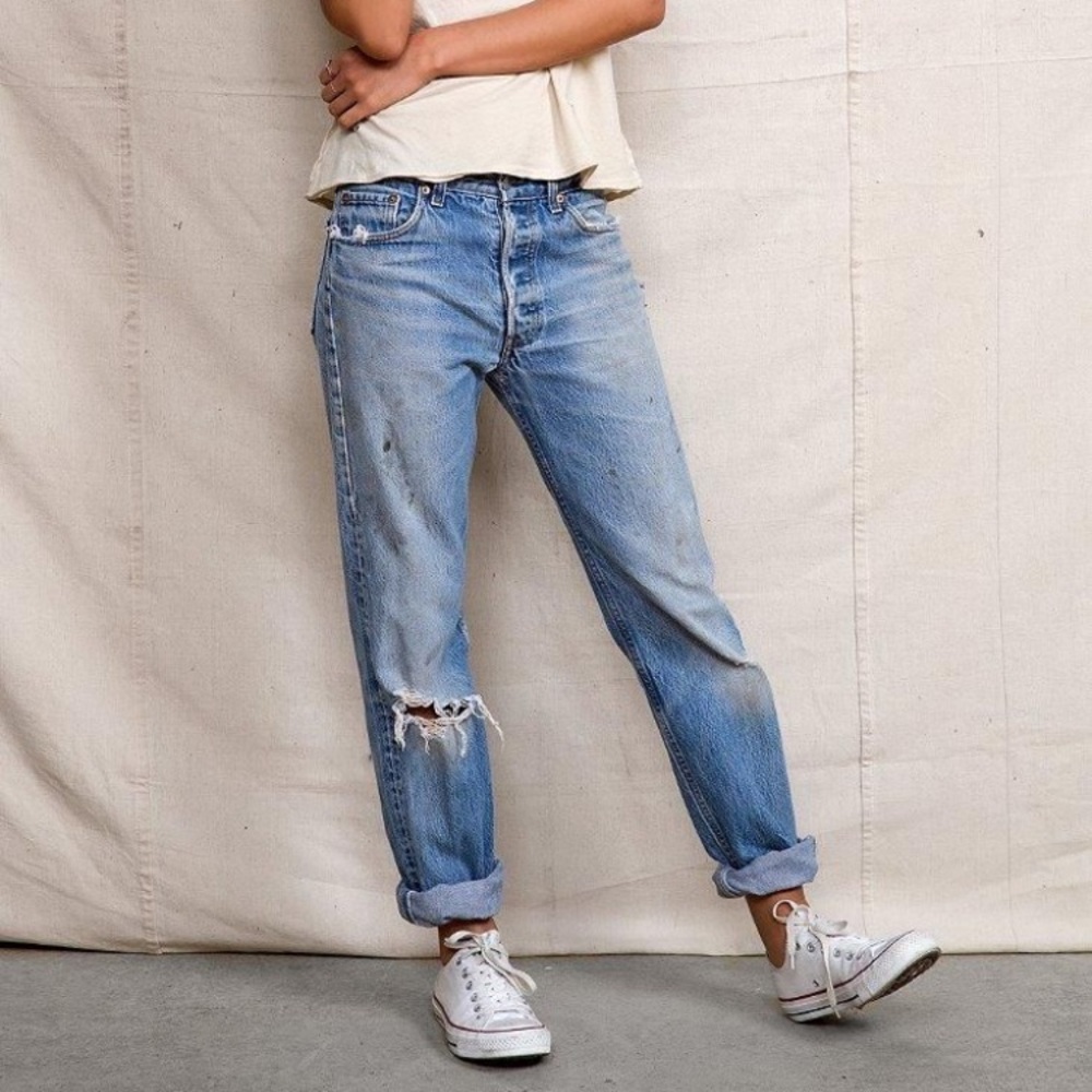 Levi's 501 distressed boyfriend jeans