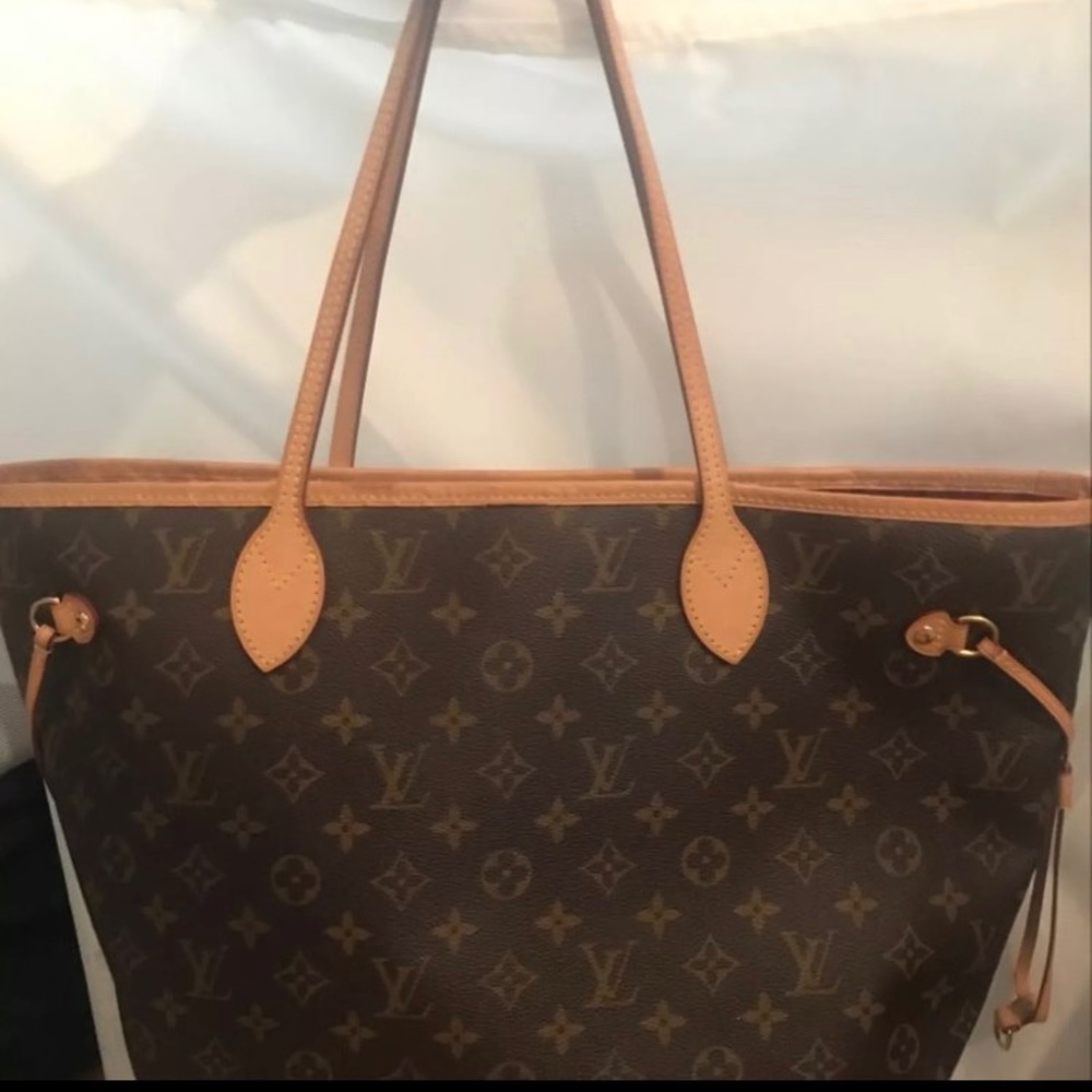 Louis Vuitton Neverfull MM