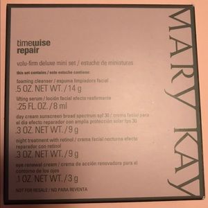 Mary Kay Timewise Repair Volu-Firm Deluxe Mini Set