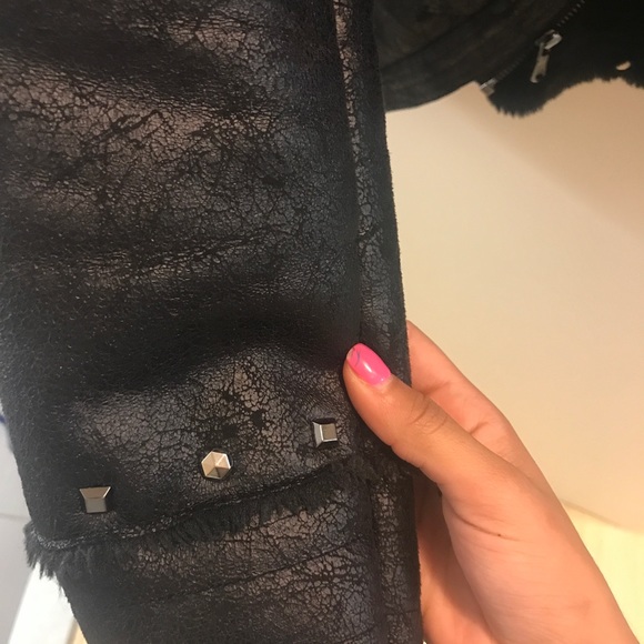 Guess coat - Picture 3 of 3