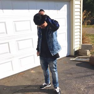 Meet your Posher, Connor