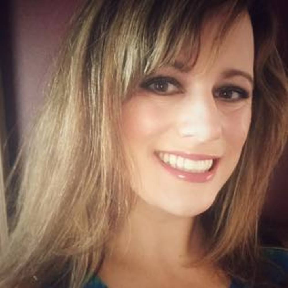 Meet your Posher, Angela