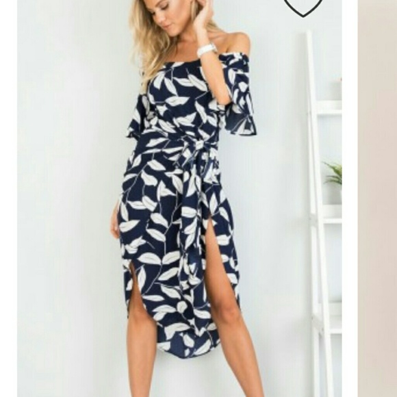 showpo Dresses & Skirts - Showpo off the shoulder dress