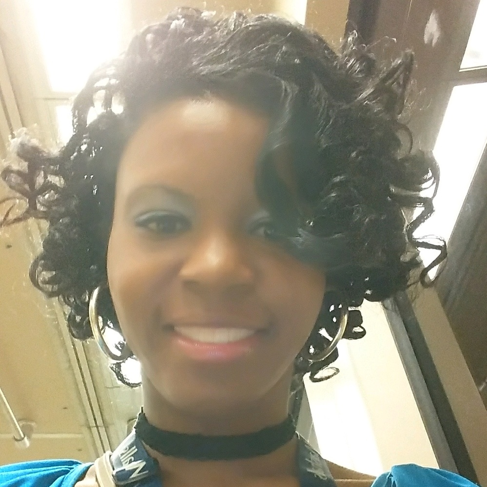 Meet your Posher, Lekia
