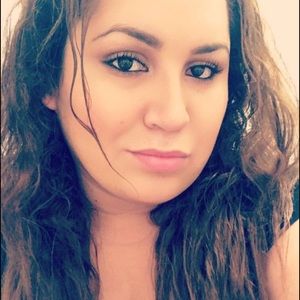 Meet your Posher, Mari