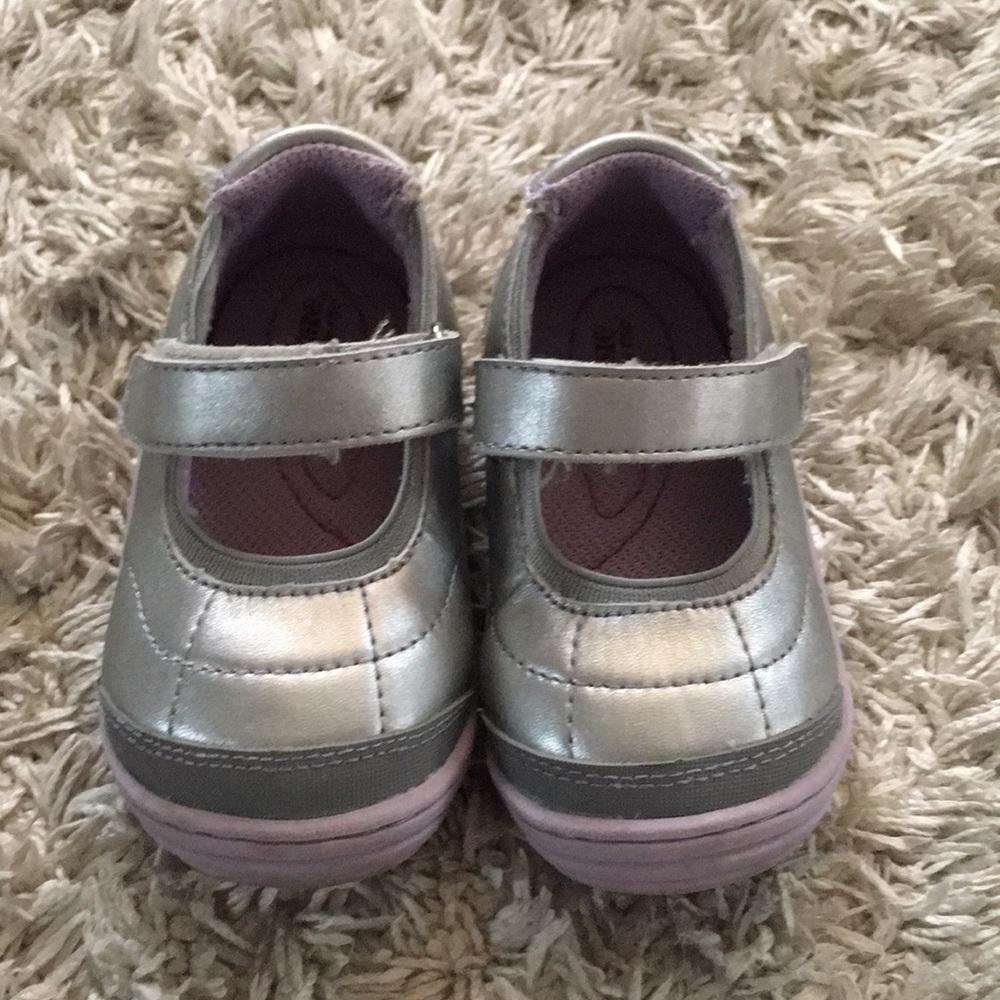 Surprize by Stride Rite Mary Janes size 5