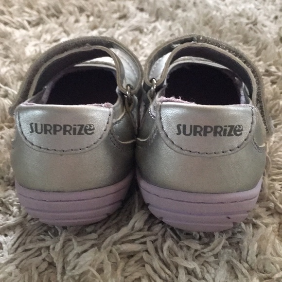 Surprize by Stride Rite Mary Janes size 5 - Picture 2 of 6