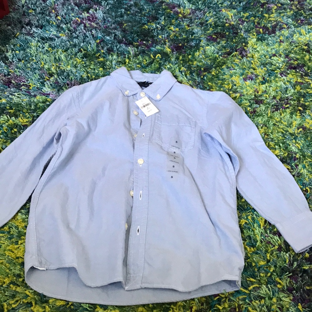 New gap button down light blue shirt size S 6-7