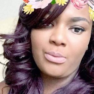 Meet your Posher, Cece