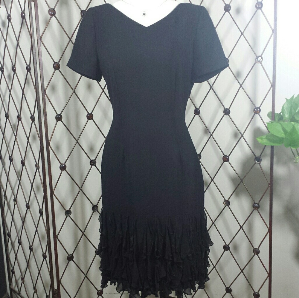 VTG Maggie London Black LBD