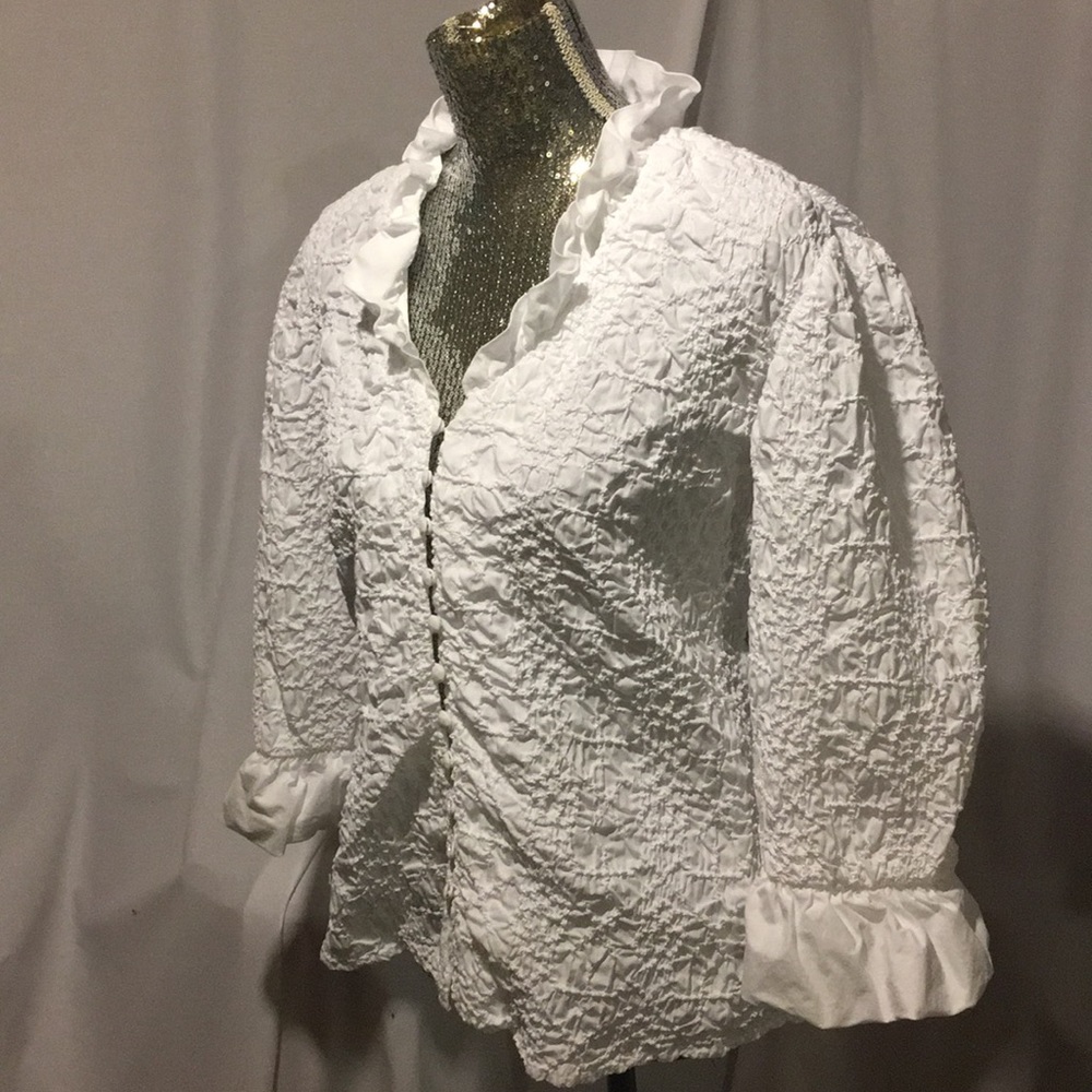 Go Silk, White, cotton smock w/bell sleeves. Large