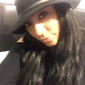 Meet your Posher, Stacey