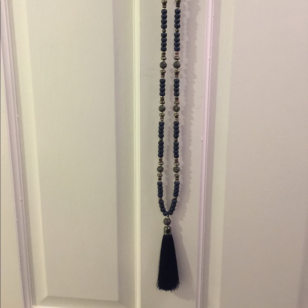 Stella & Dot Trove Tassel Necklace