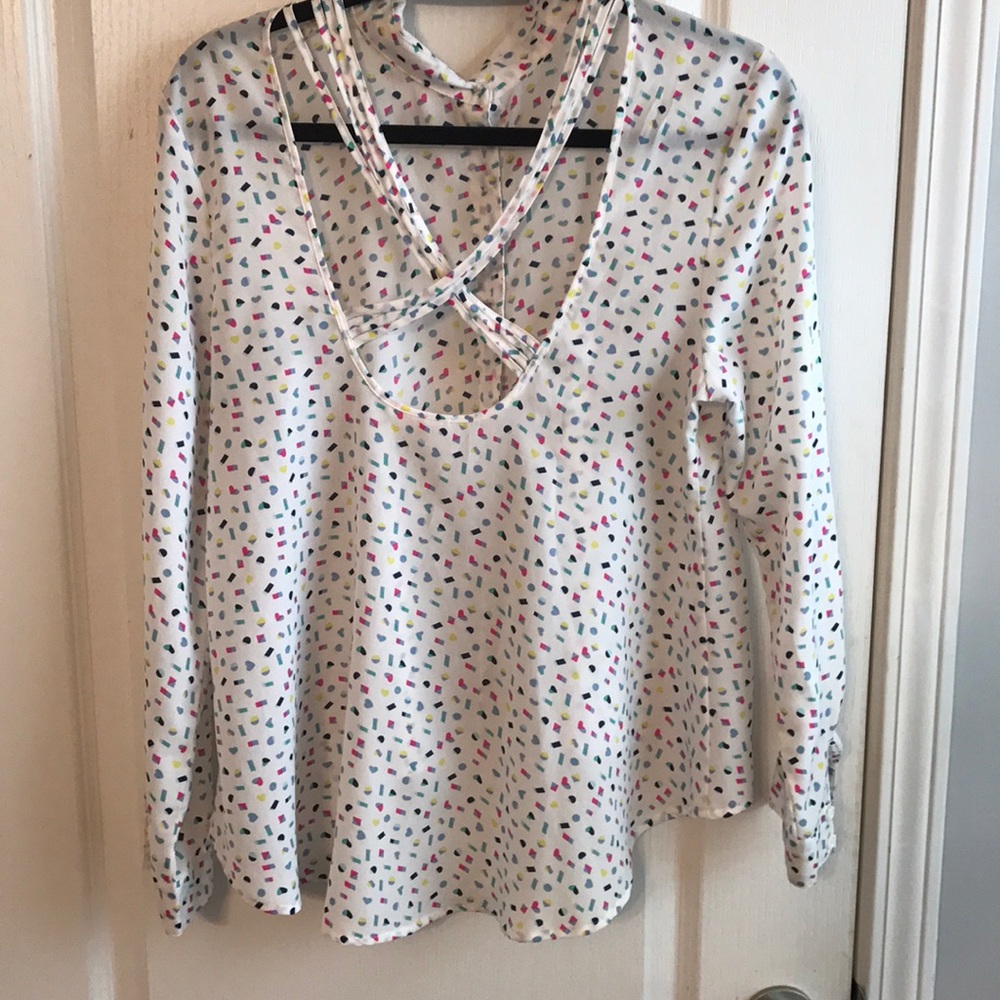 Shirt - Picture 2 of 4