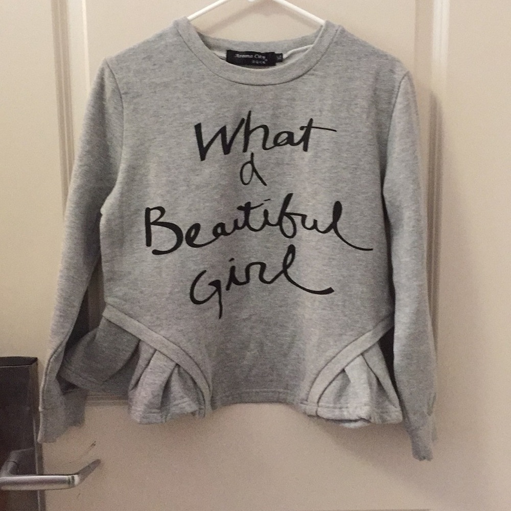 Aroma City Beautiful Girl Sweatshirt Size M