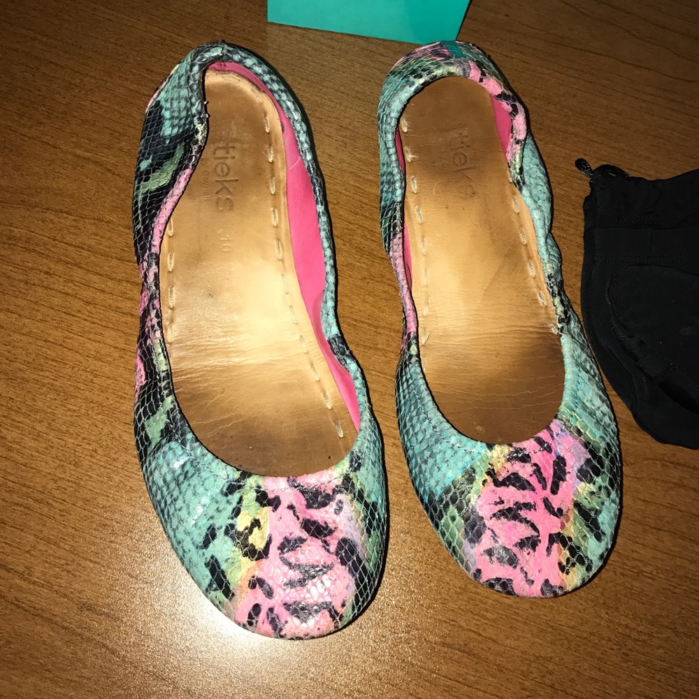 Electric Snake Tieks