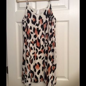 Pink blush maternity leopard dress