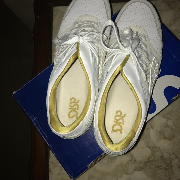 Asics - Picture 5 of 7