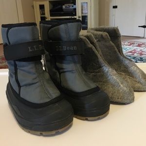 L.L. Bean toddler as 9 boots w 2 liners