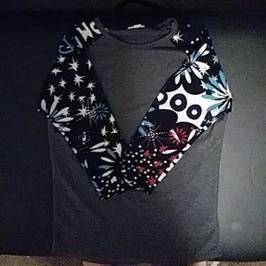 Fireworks Lularoe randy 3/4 New