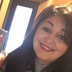 Meet your Posher, Melanie