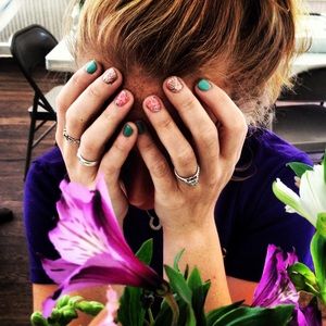 Meet your Posher, Caitlin