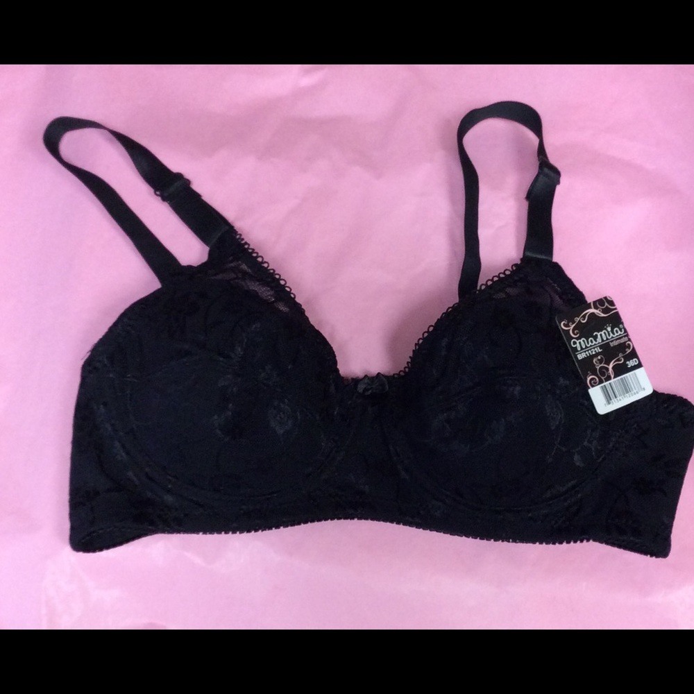 Fancy Lace Underwire Bra Black NWT