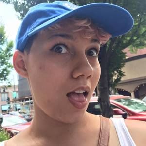 Meet your Posher, Cleo