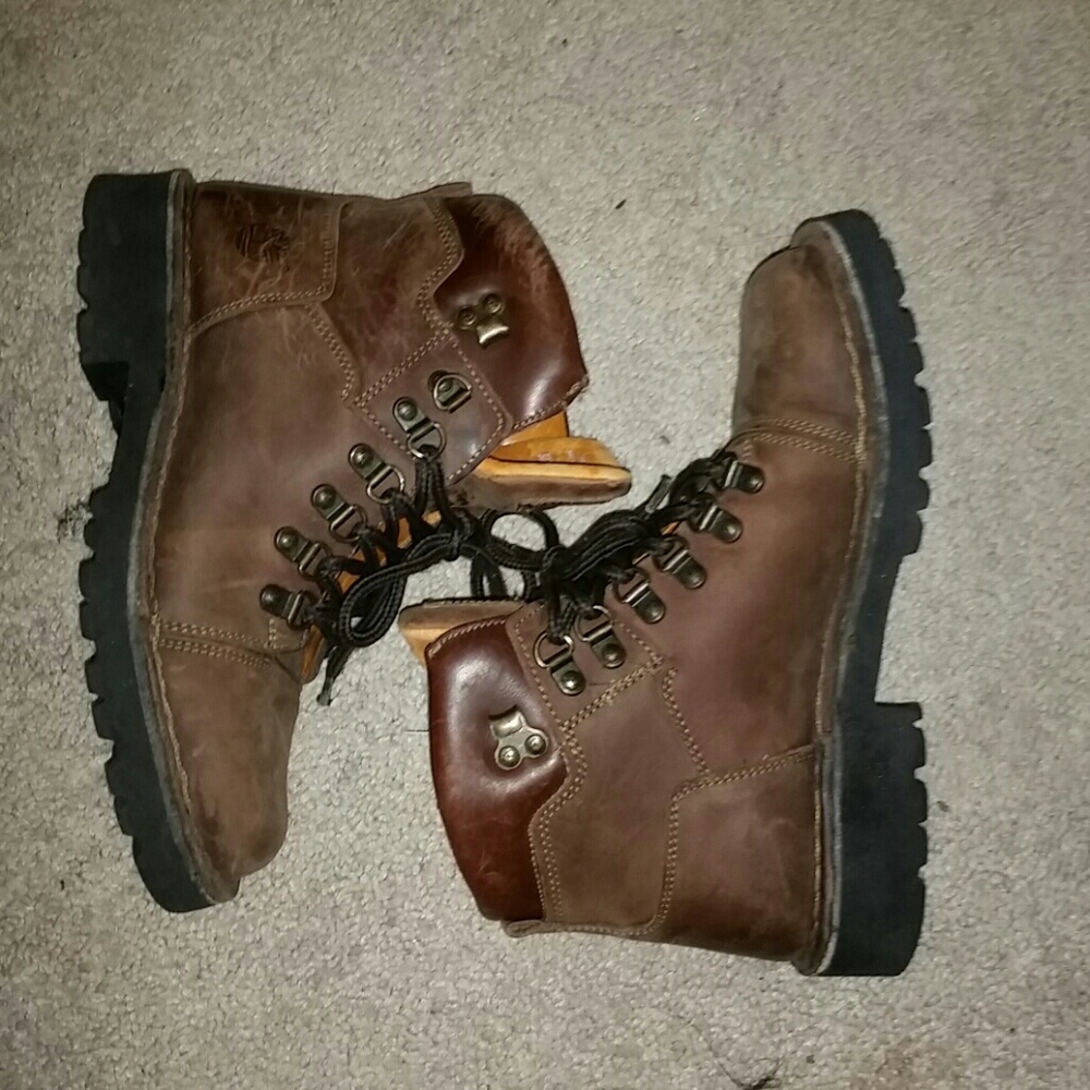 TIIMBERLAND boots