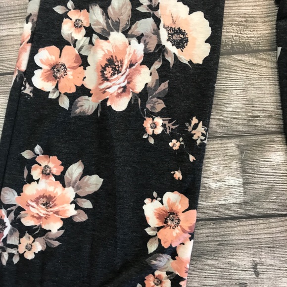 Floral Wide Leg Drawstring Pant - Picture 4 of 6