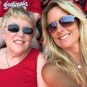 Meet your Posher, Julie