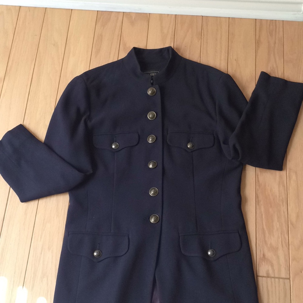 Louden Navy blue blazer .