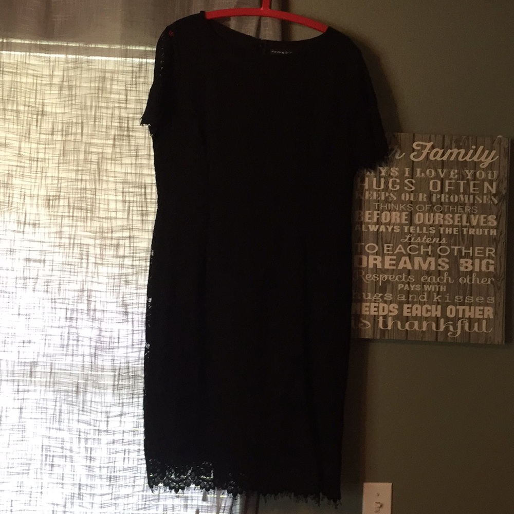 Black Knee Length Lace Black Dress