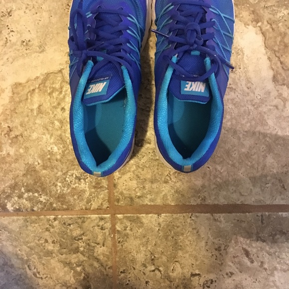 Nike sneakers - Picture 5 of 5