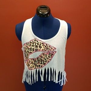 CROP TOP WITH FRINGE