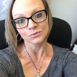 Meet your Posher, Stacy