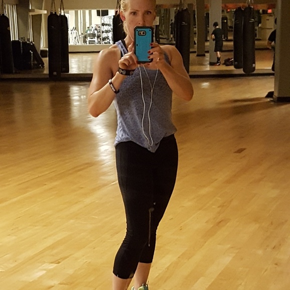 Meet your Posher, Karen - Picture 3 of 4