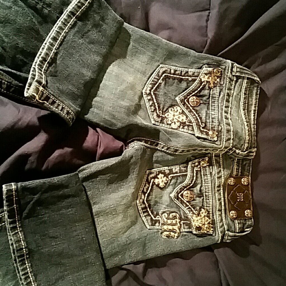 Jeans, jeans,& more jeans